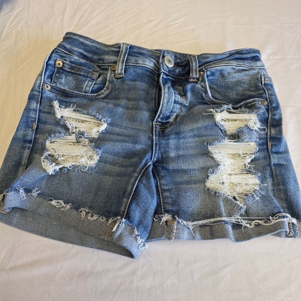 American Eagle Low Rise Distressed Midi Shorts NeXt Level Stretch X Women's Sz 4